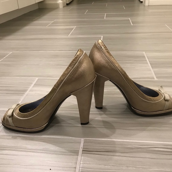 Marc Jacobs Peep Toe Heels - Picture 3 of 6